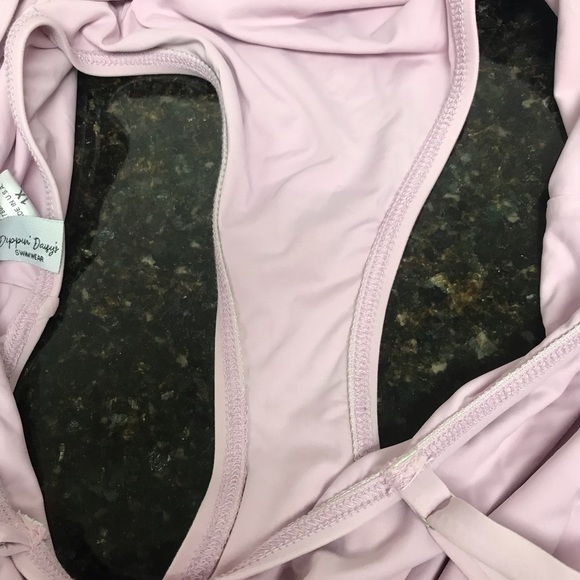 Lavender swimsuit - Picture 6 of 6